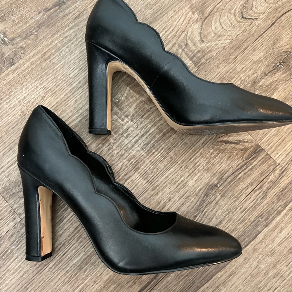 Saks 5th Avenue Pumps View 6